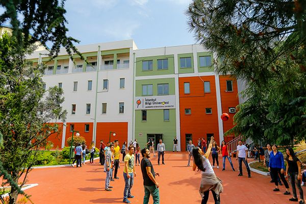 İstanbul Bilgi Üniversitesi 10 Öğretim Üyesi arıyor