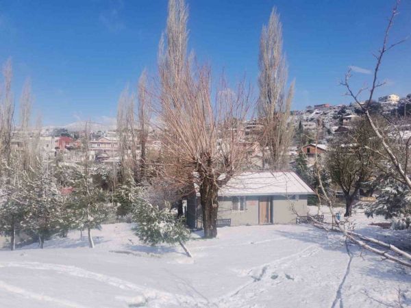 İzmirlilere kar sürprizi