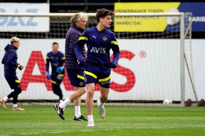 Fenerbahçe, Beşiktaş derbisinin hazırlıklarını sürdürdü