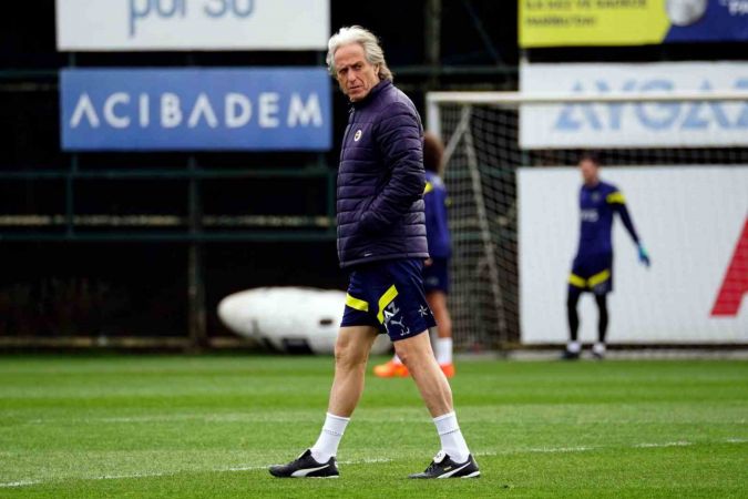 Fenerbahçe, Beşiktaş derbisinin hazırlıklarını sürdürdü