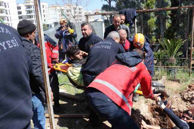 Şanlıurfa’da göçük altında kalan 4 işçi kurtarıldı