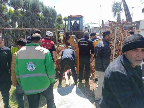 Şanlıurfa’da göçük altında kalan 4 işçi kurtarıldı