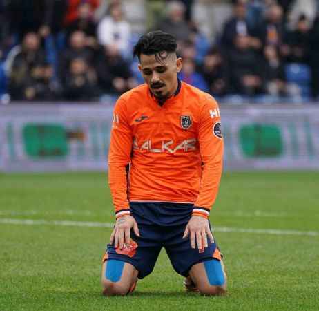 Medipol Başakşehir beş maç sonra kazandı Medipol Başakşehir beş maç sonra kazandı