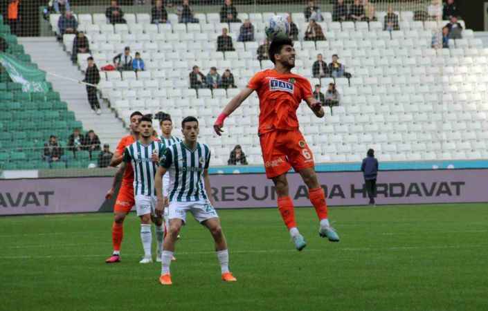 Alanyaspor, Giresunspor karşısında galibiyeti koruyamadı Alanyaspor, Giresunspor karşısında galibiyeti koruyamadı