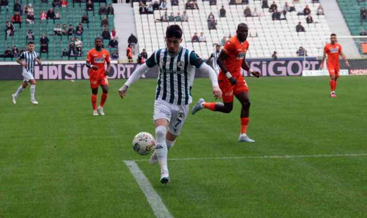 Alanyaspor, Giresunspor karşısında galibiyeti koruyamadı Alanyaspor, Giresunspor karşısında galibiyeti koruyamadı