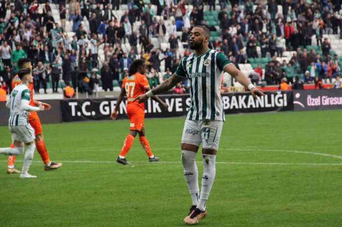 Alanyaspor, Giresunspor karşısında galibiyeti koruyamadı Alanyaspor, Giresunspor karşısında galibiyeti koruyamadı