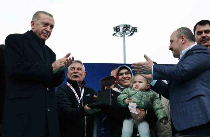 Cumhurbaşkanı Erdoğan’dan Kılıçdaroğlu’na "seccade" tepkisi Cumhurbaşkanı Erdoğan’dan Kılıçdaroğlu’na "seccade" tepkisi