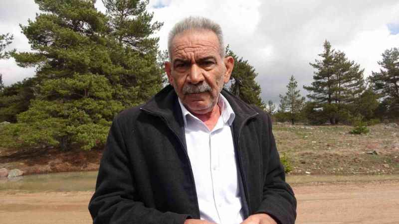 Bolu'da alabora olan teknede Ferdi Uludağ kayboldu Bolu'da alabora olan teknede Ferdi Uludağ kayboldu