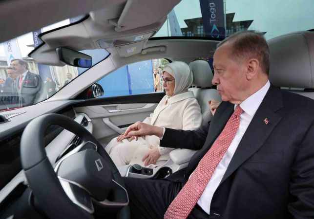 Bugünden itibaren Togg’u yollarda görmeye başlıyoruz Bugünden itibaren Togg’u yollarda görmeye başlıyoruz