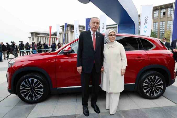 Bugünden itibaren Togg’u yollarda görmeye başlıyoruz Bugünden itibaren Togg’u yollarda görmeye başlıyoruz