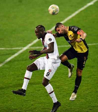 Fatih Karagümrük, İstanbulspor'a acımadı Fatih Karagümrük, İstanbulspor'a acımadı