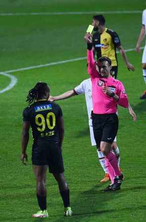 Fatih Karagümrük, İstanbulspor'a acımadı Fatih Karagümrük, İstanbulspor'a acımadı