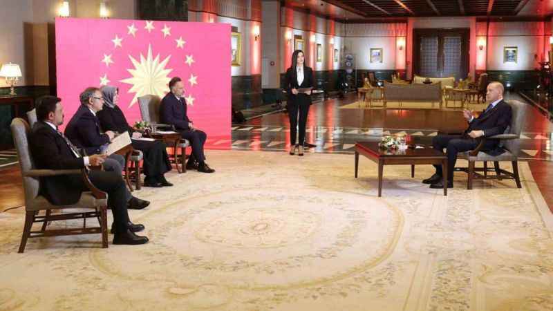 Erdoğan: Milletvekilleri adayları arasında sürpriz isimler var Erdoğan: Milletvekilleri adayları arasında sürpriz isimler var