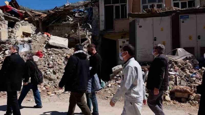 İstanbul'da depreme karşı kritik toplantı