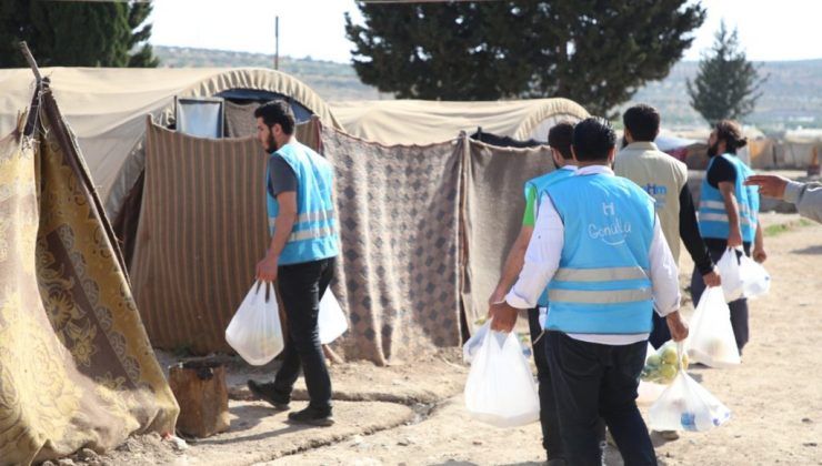 YETİM VAKFI’NDAN 21 BİN YETİME BAYRAMLIK