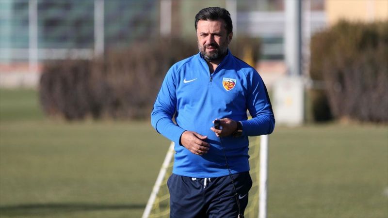 Kayserispor Teknik Direktörü Uygun: Hedefimiz  kupa değil, ligde kalmak