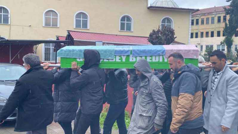 Zonguldak'ta asansör halatı koptu, Muharrem Aloğlu hayatını kaybetti Zonguldak'ta asansör halatı koptu, Muharrem Aloğlu hayatını kaybetti