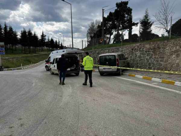 Çanakkale'deki kazada Celalettin Aslan hayatını kaybetti Çanakkale'deki kazada Celalettin Aslan hayatını kaybetti