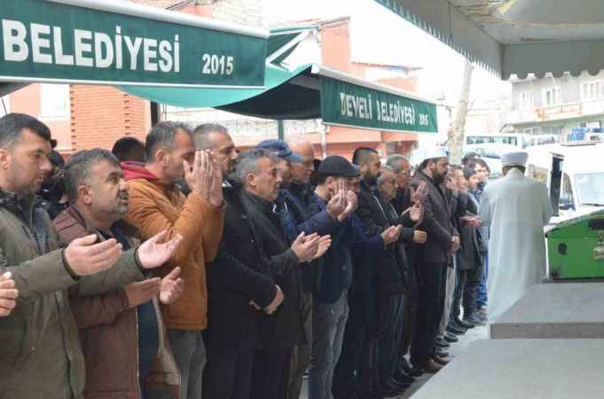 Kayseri'deki kazada Eren Çobanoğlu hayatını kaybetti Kayseri'deki kazada Eren Çobanoğlu hayatını kaybetti