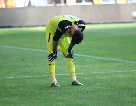 Adana Demirspor, Kasımpaşa'ya fark attı Adana Demirspor, Kasımpaşa'ya fark attı