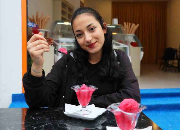 Acılı şalgamdan dondurma ürettiler