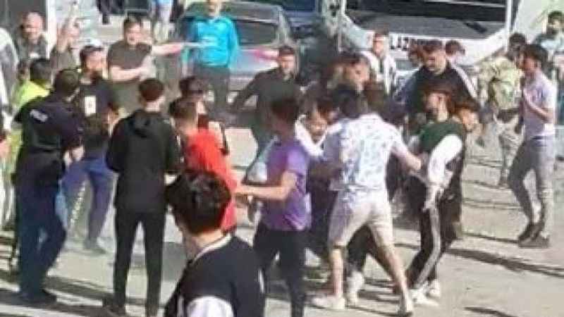 Borçkaspor Arhavi Gençlikspor maçında kavga! Polis havaya ateş açtı