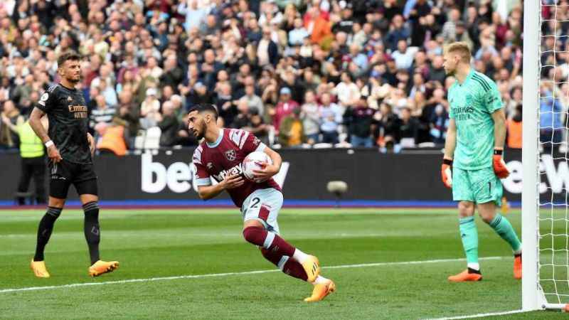Arsenal, West Ham United deplasmanında 2 puan bıraktı Arsenal, West Ham United deplasmanında 2 puan bıraktı