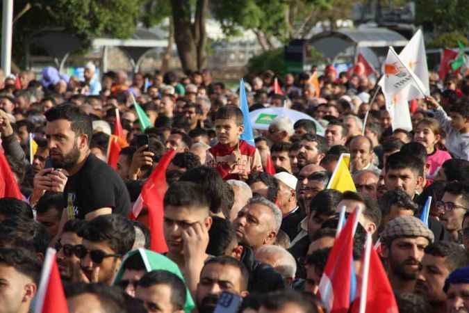 Ekonomik sıkıntı ve hayat pahalılığını yine biz çözeceğiz