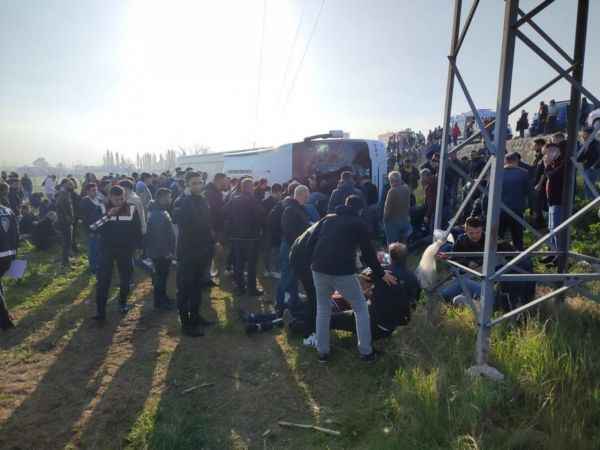 Eskişehir'deki kazada Özgün Sevim Kök, Yıldız Kollar ve Erhan Akbardak hayatını kaybetti