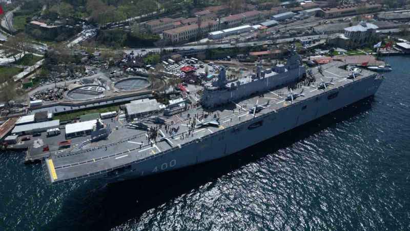 TCG Anadolu bayramda da kapılarını ziyaretçilere açık tutuyor