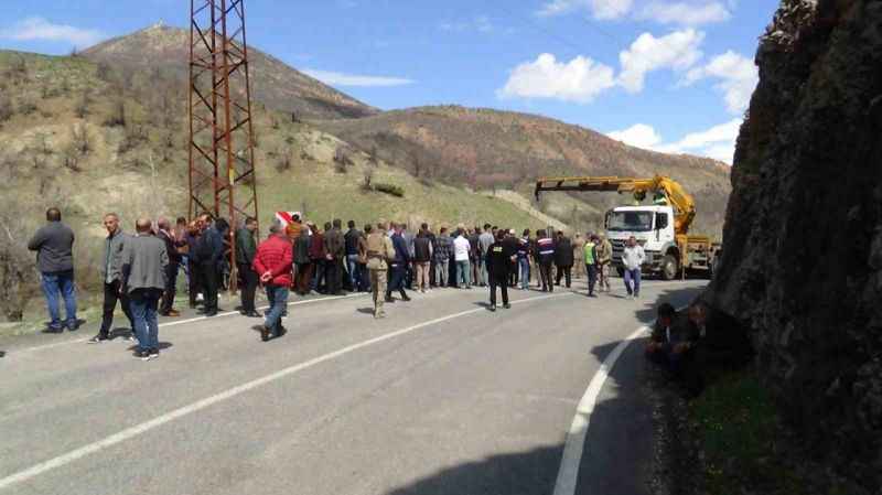 Azat Demiral, Mehmet Can Demiral ve Baran Aslan Taş’ın bulunduğu araç Munzur Çayı'na düştü