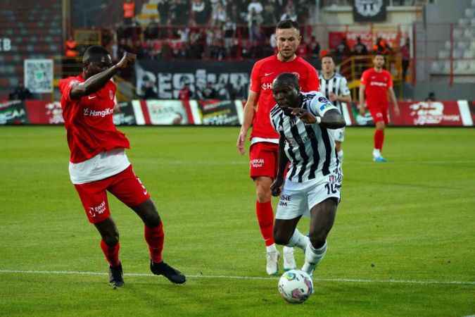 Beşiktaş Ümraniyespor'u rahat geçti Beşiktaş Ümraniyespor'u rahat geçti