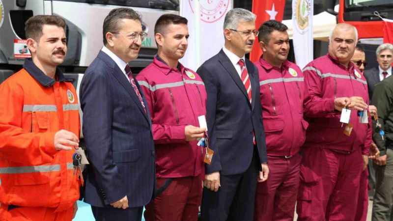 20 uçak, 9 yangın söndürme helikopteri aldık 20 uçak, 9 yangın söndürme helikopteri aldık