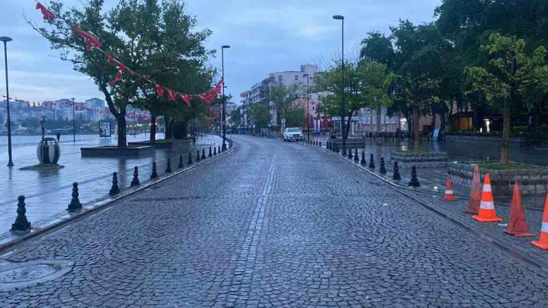 Çanakkale Eceabat açıklarında korkutan deprem Çanakkale Eceabat açıklarında korkutan deprem