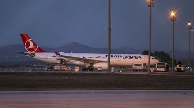 İran’dan Türk vatandaşlarını getiren uçağın dezenfekte işlemi tamamlandı