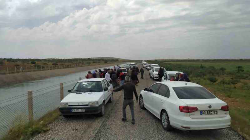 Şanlıurfa'daki kazada Nadide Yılmaz ve Gülcan Yılmaz hayatını kaybetti Şanlıurfa'daki kazada Nadide Yılmaz ve Gülcan Yılmaz hayatını kaybetti