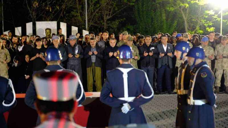 Irak'ta operasyona katılan güvenlik korucusu Mustafa Enç şehit oldu Irak'ta operasyona katılan güvenlik korucusu Mustafa Enç şehit oldu