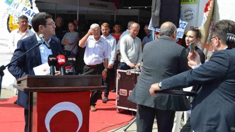 Fuar açılışında gerginlik Fuar açılışında gerginlik