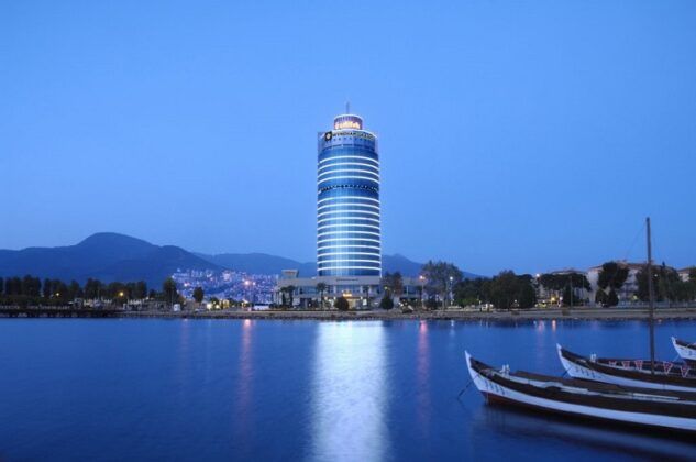 Wyndham Grand İzmir Özdilek’e 4. kez “Best Of” Ödülü
