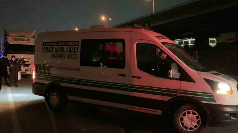 Kocaeli'de Ahmet Alasırt hayatını kaybetti Kocaeli'de Ahmet Alasırt hayatını kaybetti