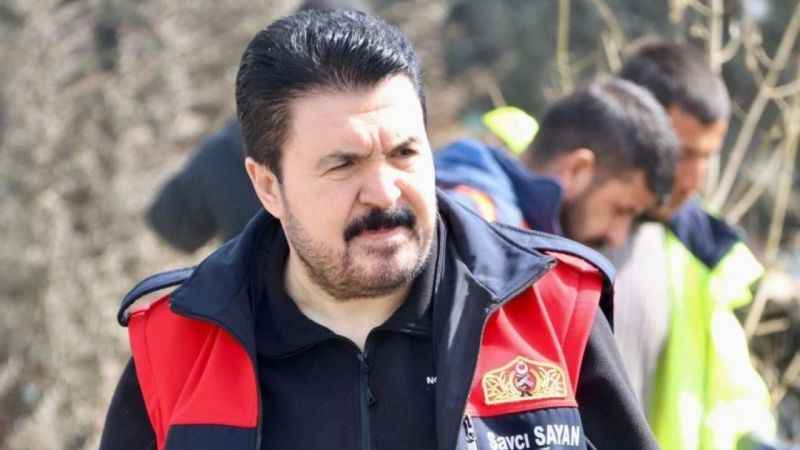 Kalp krizi geçiren AK Partili Savcı Sayan'a anjiyo yapıldı Kalp krizi geçiren AK Partili Savcı Sayan'a anjiyo yapıldı