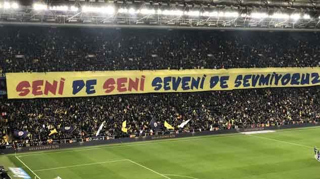 Fenerbahçe’den Galatasaray’a pankart cevabı