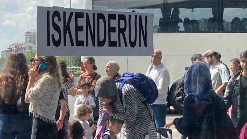 Depremzedeler seçim için memleket yolunda Depremzedeler seçim için memleket yolunda