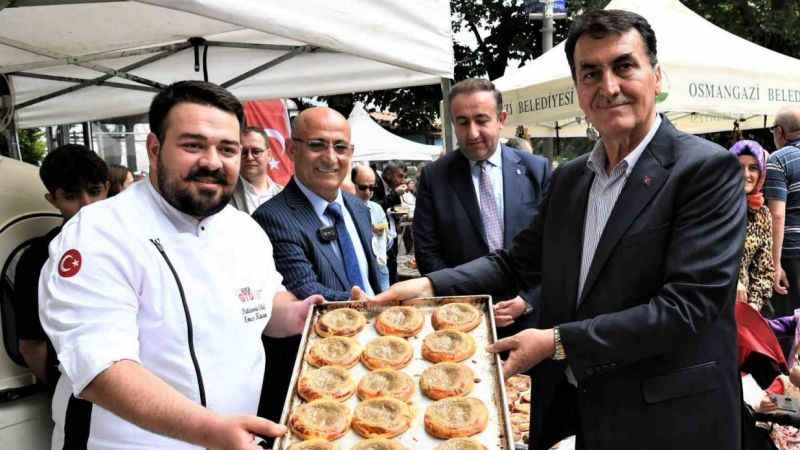 Osmangazi’de Bursa lezzetleri tanıtılıyor Osmangazi’de Bursa lezzetleri tanıtılıyor