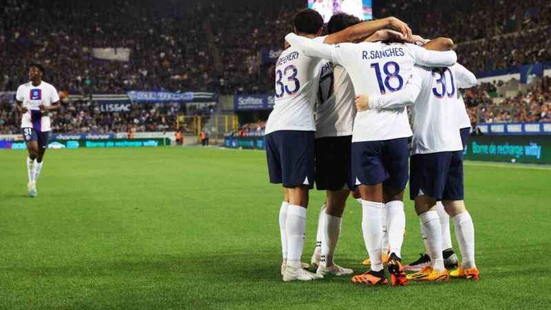 Paris Saint-Germain, üst üste 2. kez şampiyon Paris Saint-Germain, üst üste 2. kez şampiyon