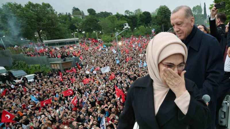 Cumhurbaşkanı Erdoğan: "Seçimin galibi 85 milyonun tamamıdır" Cumhurbaşkanı Erdoğan: "Seçimin galibi 85 milyonun tamamıdır"