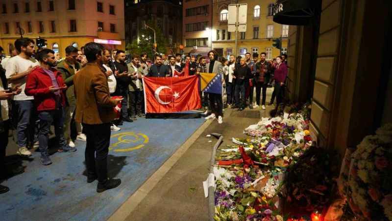 Cumhurbaşkanı Erdoğan’ın seçim zaferi Saraybosna’da kutlandı Cumhurbaşkanı Erdoğan’ın seçim zaferi Saraybosna’da kutlandı