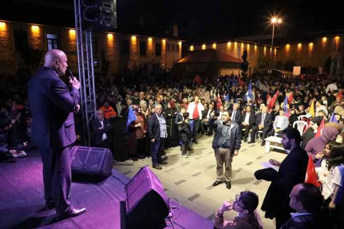 Erdoğan'a en fazla oy veren Bayburt'ta zafer kutlamaları Erdoğan'a en fazla oy veren Bayburt'ta zafer kutlamaları