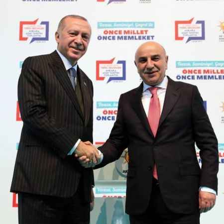 Keçiören Belediye Başkanı Cumhurbaşkanı Erdoğan’ı kutladı Keçiören Belediye Başkanı Cumhurbaşkanı Erdoğan’ı kutladı