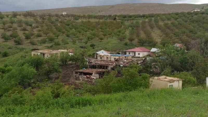 Kahramanmaraş’ta hortum yıktı geçti Kahramanmaraş’ta hortum yıktı geçti